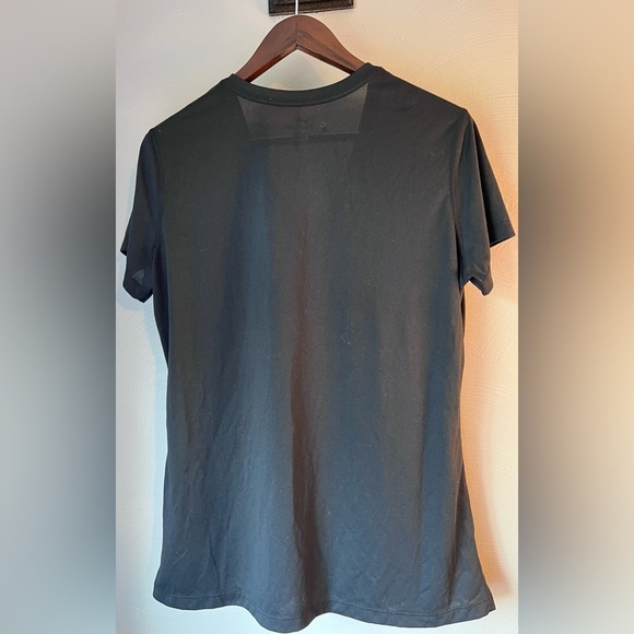 Nike Dri Fit Women’s Size XL shirt - Picture 2 of 4